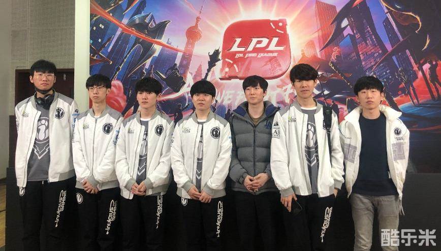 BLAST.tv Austin Major 2025 的团队贴纸和 Pick'Em 挑战已添加到 CS2